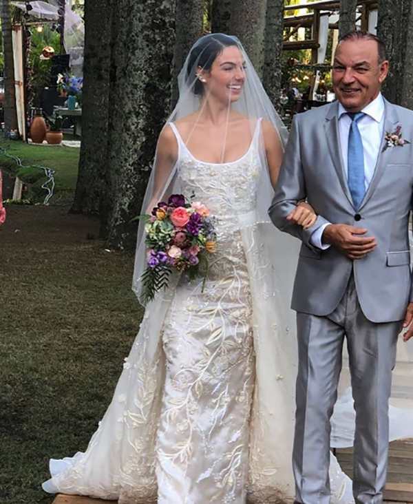 Casamento ao ar livre Lago Buriti de Isis Valderde - Renata Paraiso (54)